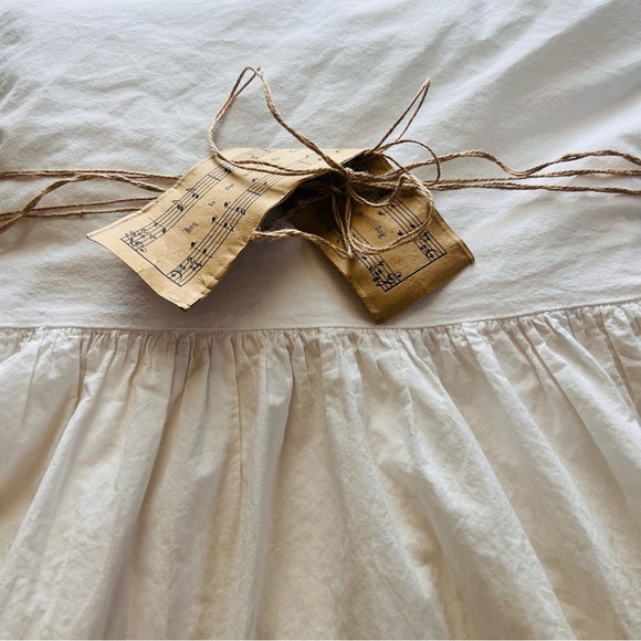 Simply Shabby Chic Twin White Bed Skirt 15” Drop 100% Cotton Cottage Farmhouse. - Picture 1 of 9